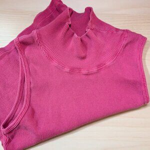 Big Bud Press Hot Pink Essential Sleeveless Turtleneck, size XS